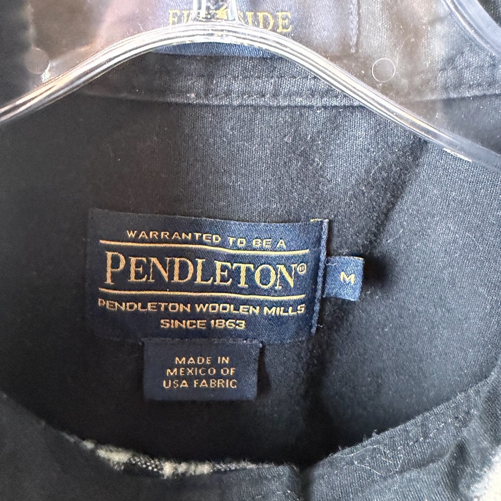 Pendleton Fireside Men’s Plaid Wool Button-Down S… - image 3